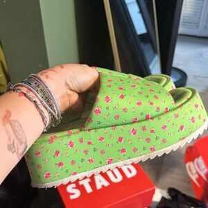 Urban Outfitters Green Floral Kids Sandals